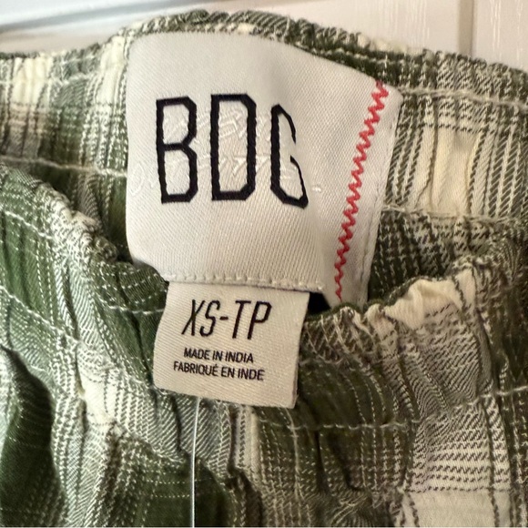 NWT BDG Urban Outfitters Mae Flannel Pants XS Green Plaid Carpenter Wide Leg - Picture 9 of 12